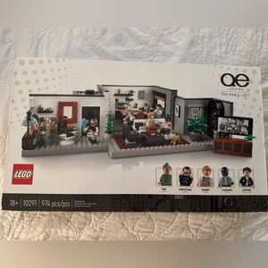 NWT LEGO Queer Eye The Fab 5 Loft Set 10291